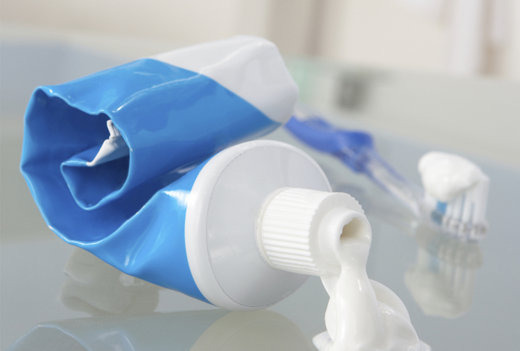 7 Bathroom Habits That Drive Couples Crazy