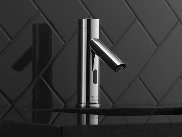 Delta Commercial Faucet in Chrome