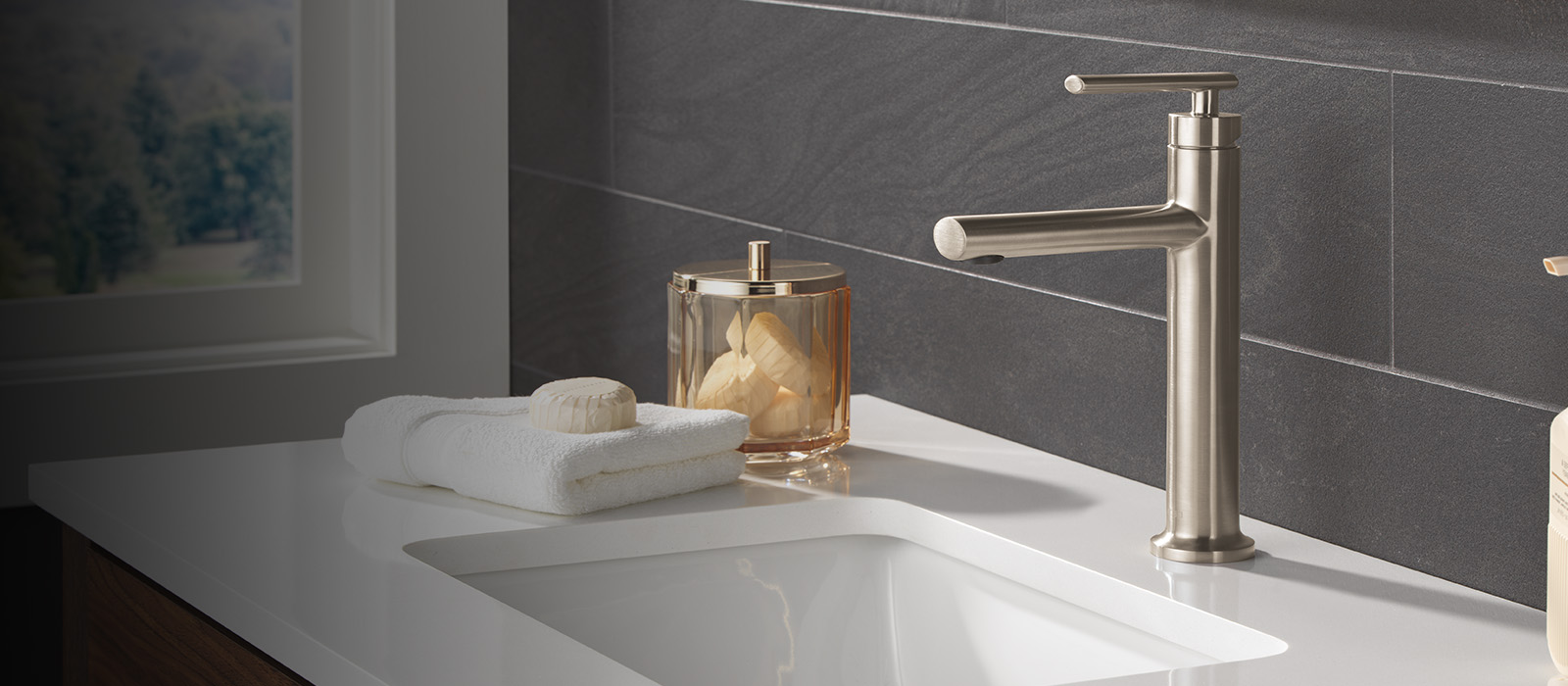 altado bathroom collection