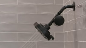 How to Install the Delta<sup>MD</sup> Clarifi<sup>MC</sup> Shower Filter Attachment