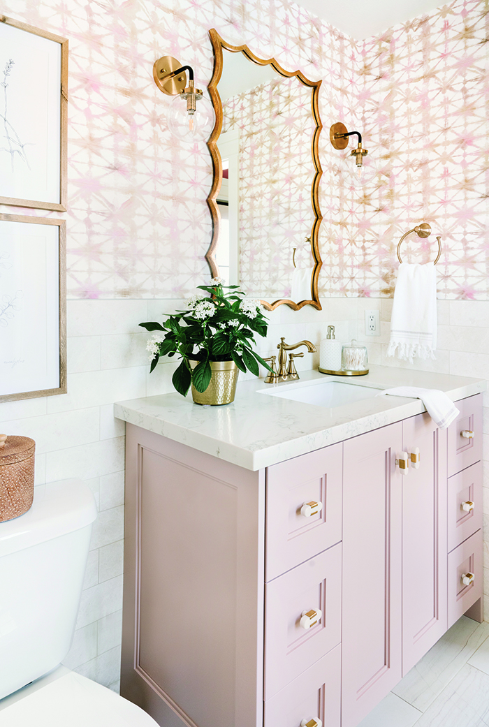 Decor Ideas for the Power Room - Pretty in Pink