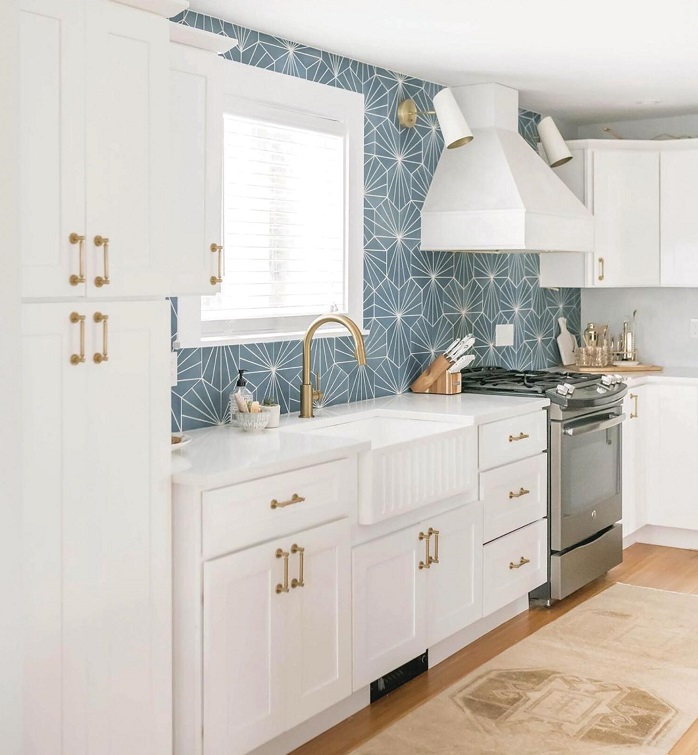 Transform your Kitchen with Colour - Colourful Backsplashes