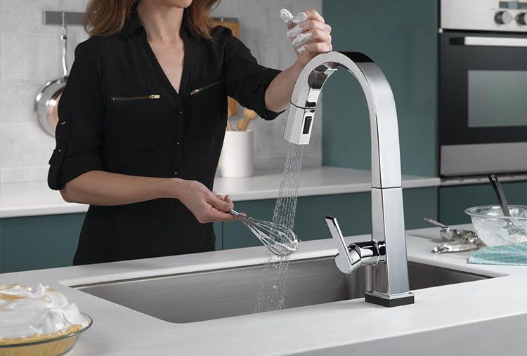 Contemporary Kitchen Faucets